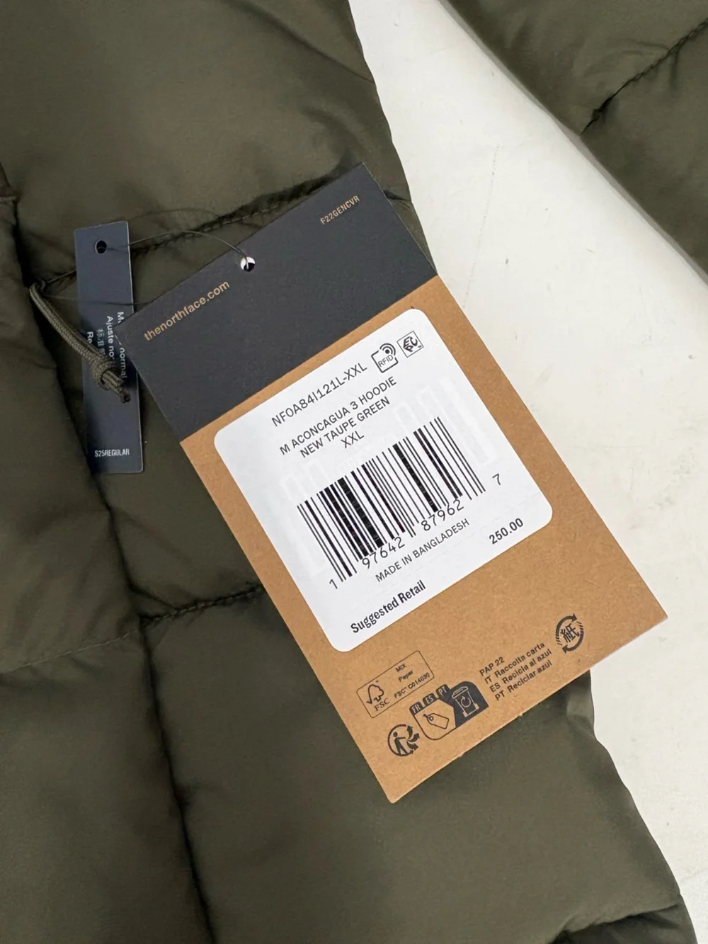 NEW The North Face Men’s XXL Taupe Green Aconcagua 3 Hoodie Down Puffer Jacket